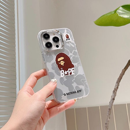 アイフォーン 16 ア・ベイシング・エイプ bape スマホケース 