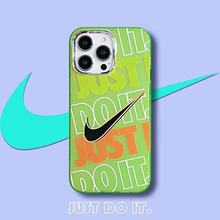 アイホン 15 pro nike スマホケース 