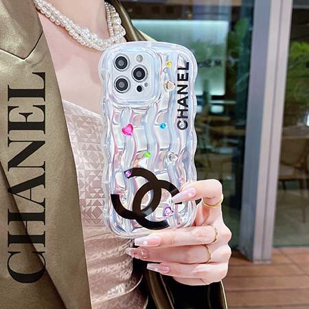 chanel カバー アイホン16プロ 