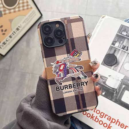 iphone 15plus burberry カバー