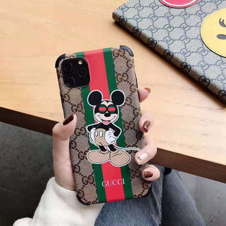 アイフォン16plus gucci風 スマホケース 