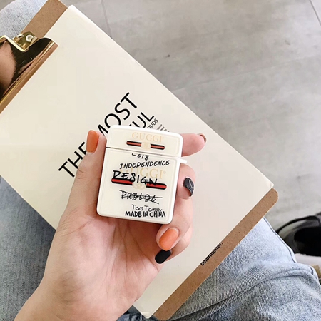 アイフォーン17 ボッテガ ヴェネタ ケース 