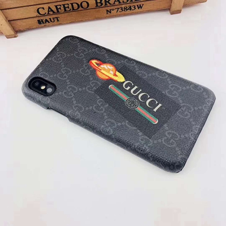 gucci グッチ アイフォーン 16pro 