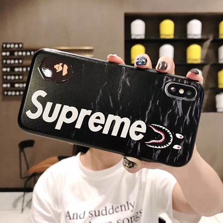 iphone16プロ スマホケース supreme風 