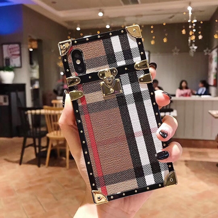 バーバリーburberry アイフォーン 16 スマホケース 