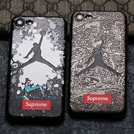 アイフォーン 16プラス スマホケース supreme 