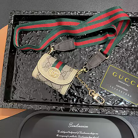 アイフォーン17 グッチ gucci カバー 