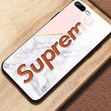 iphone16pro ケース supreme 