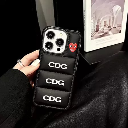 アイフォーン16plus スマホケース comme des garçons コムデギャルソン 