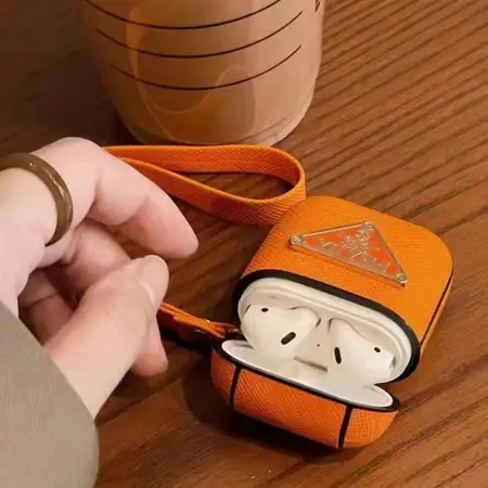 プラダ アイフォン17pro ケース 