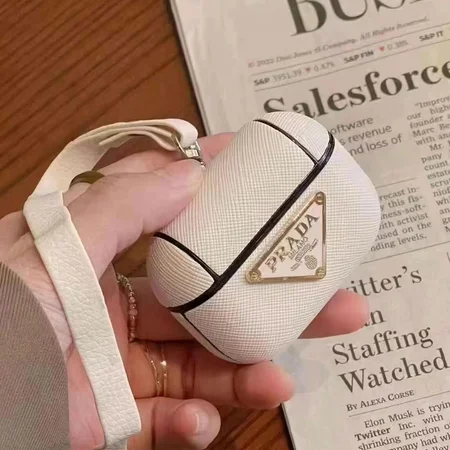 iphone15 plus 収納ケース prada プラダ 