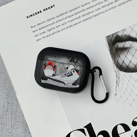 アイフォーン17プラス 収納ケース adidas風 