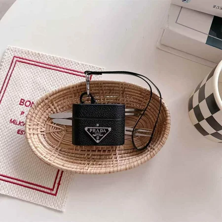 iphone17pro プラダ ケース 