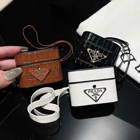 プラダ風 カバー アイフォン17pro 