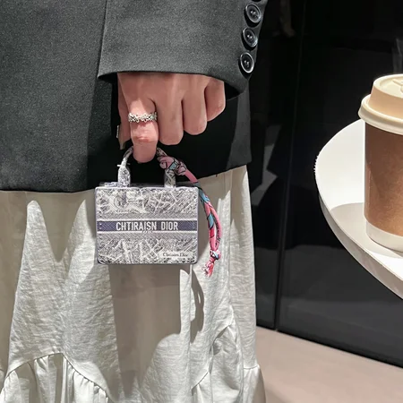 ディオール dior iphone17 