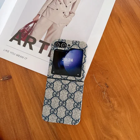 アイフォーン16plus スマホケース バーバリー 