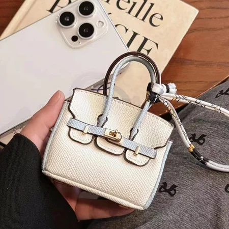 hermes エルメス アイフォン17plus カバー 