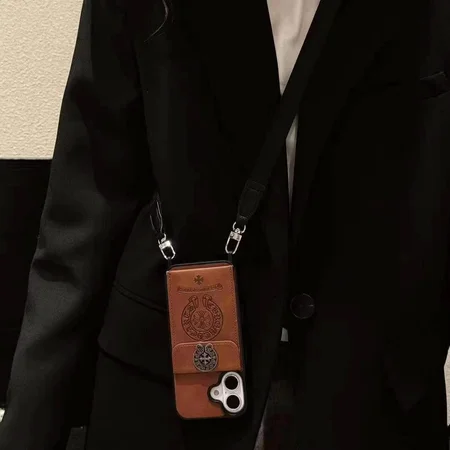 アイフォン 16プロ max chrome hearts クロームハーツ 携帯ケース 