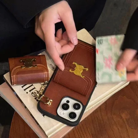 iphone16pro セリーヌ celine ケース 