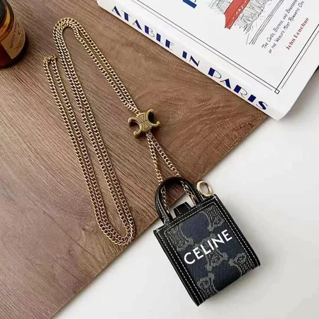 celine アイホン17 