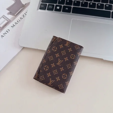 ハイブランド 収納ケース アイホン17 