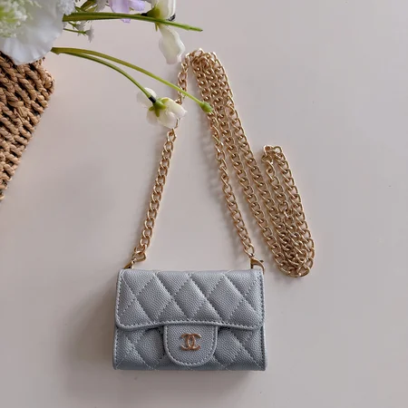 値段 chanel シャネル アイフォン17プロ max ケース 