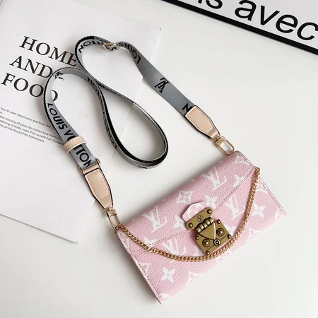 gucci風 アイホン16 ケース 