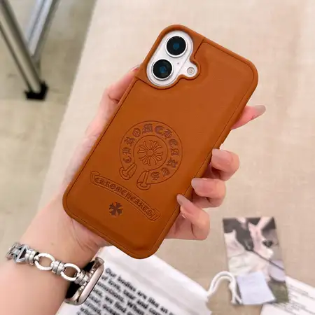 iphone17 chrome hearts風 カバー 