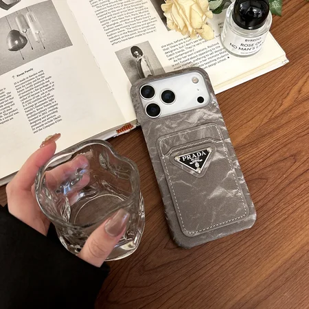 iphone16pro カバー プラダ風 