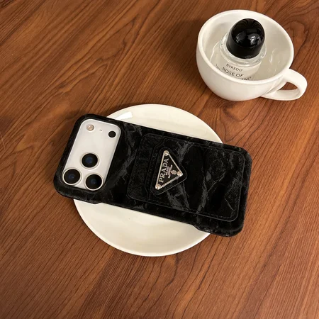 プラダ風 iphone 16プラス カバー 