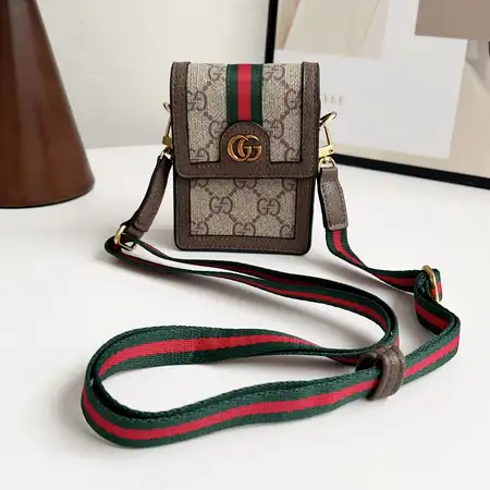 グッチ gucci ケース アイフォン17プロ max 