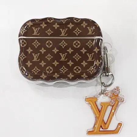 アイホン17 カバー lv 