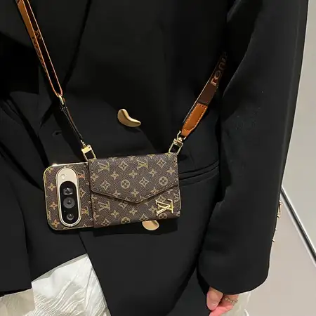 gucci風 ケース アイフォーン17promax 