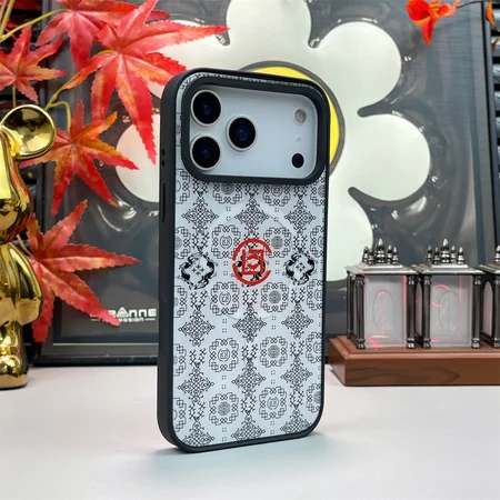 アイフォーン17plus スマホケース  