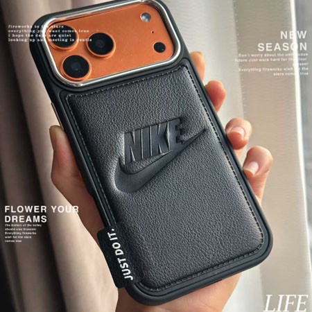 アイフォーン13 ナイキ カバー 