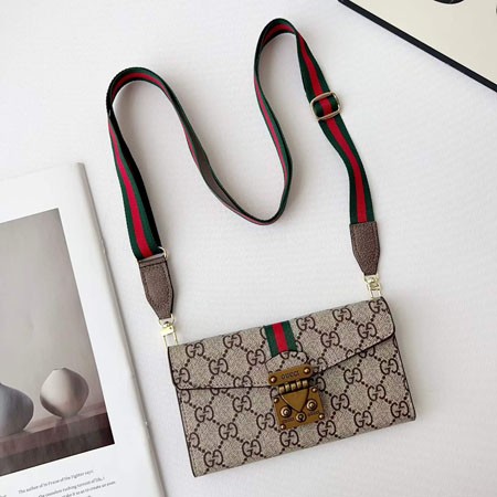 gucci グッチ アイフォーン17 ケース 