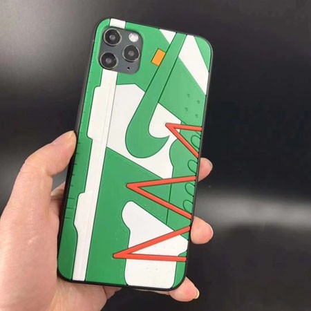 nike アイホン17plus ケース 