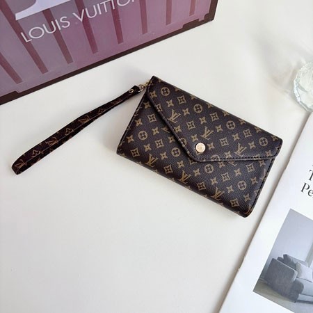 グッチ gucci アイフォーン18pro スマホケース 