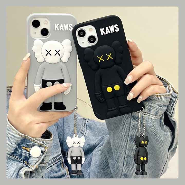 iphone15 ultra ケース カウズ kaws 