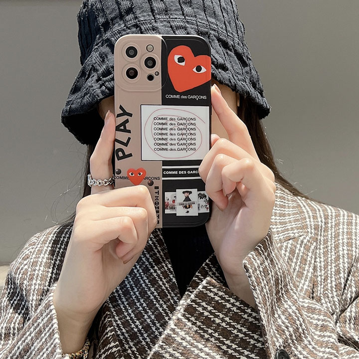 アイフォン14プラス コムデギャルソン comme des garçons スマホケース 