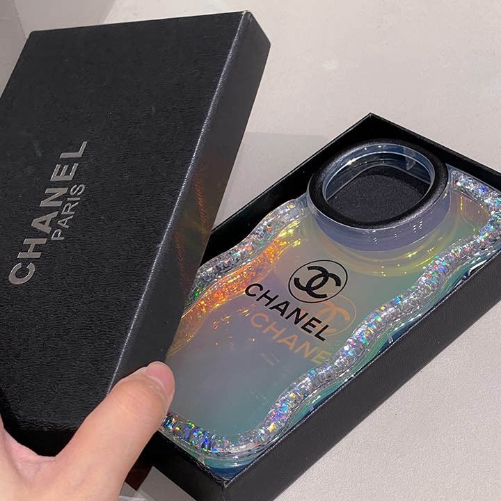 ブランド chanel シャネル iphone 15 プラス 携帯ケース