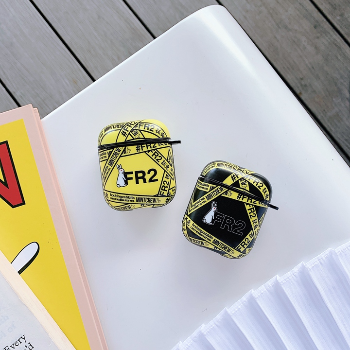 ハイブランド christian louboutin  クリスチャン ルブタン iphone17 カバー 