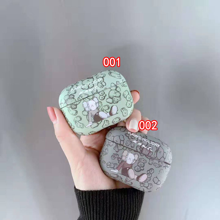 アイフォン17 収納ケース cartier 