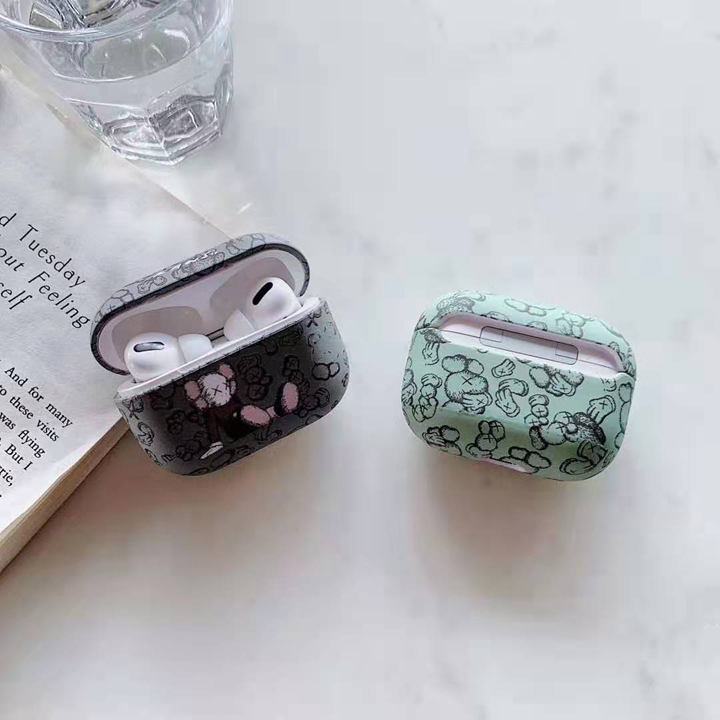 ブランド アイフォーン17プラス 収納ケース 