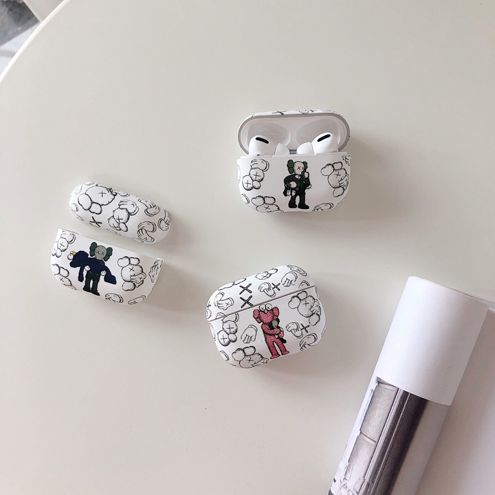 cartier カルティエ アイフォン17pro