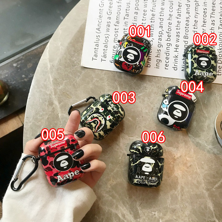 iphone17pro max カバー シュプリーム 