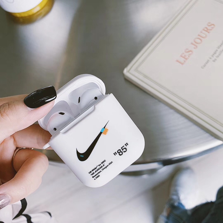 オフホワイト風 ケース アイフォン 14 