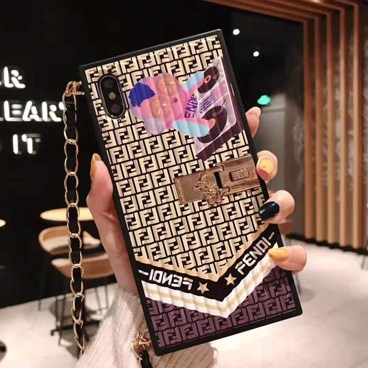 fendi フェンディ iphone16プロmax カバー 