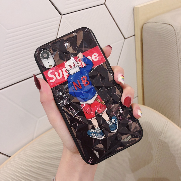 ブランド supreme シュプリーム iphone 16 スマホケース 