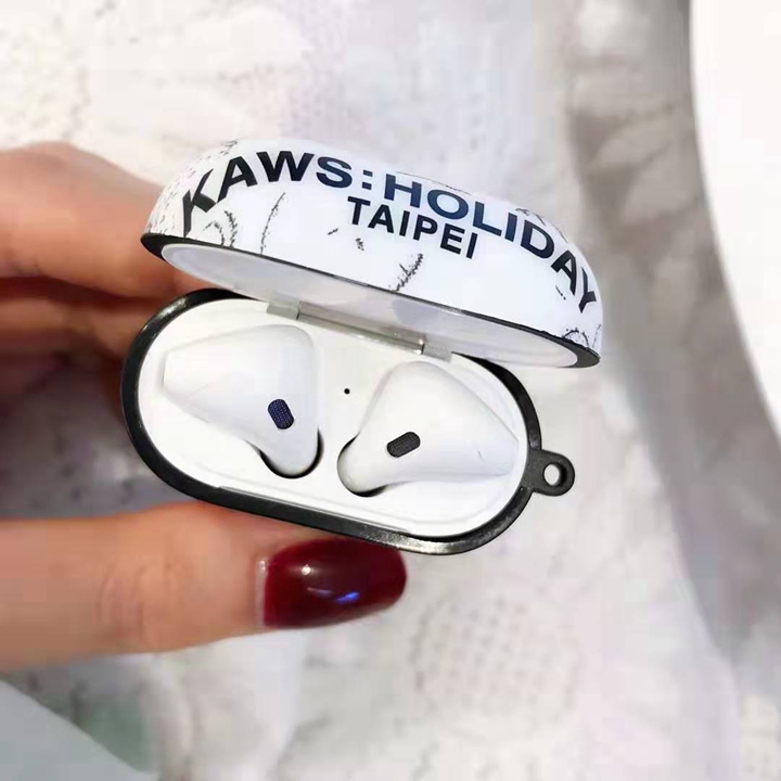 カルティエ 収納ケース アイフォン17 